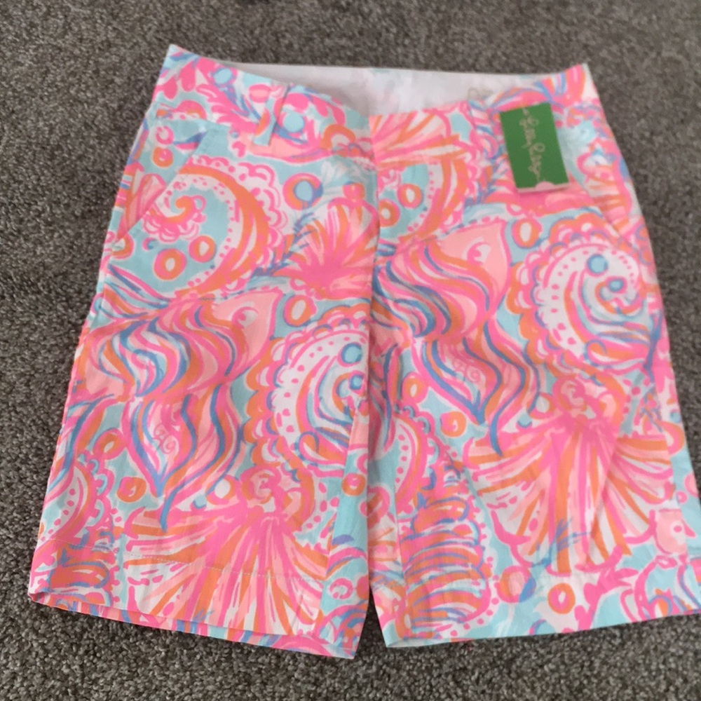 Lilly Pulitzer too much bubbly chopper shorts